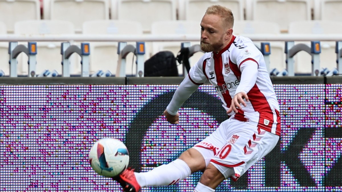 Sivasspor’a kötü haber! Alex Pritchard, sakatlandı